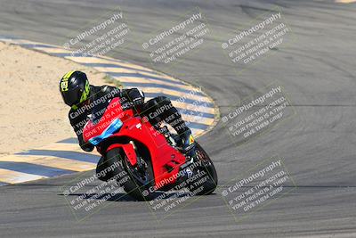 media/Mar-28-2022-Superbike Trackdays (Mon) [[b8603d0f67]]/Open Track Time/Turns 9 and 10/